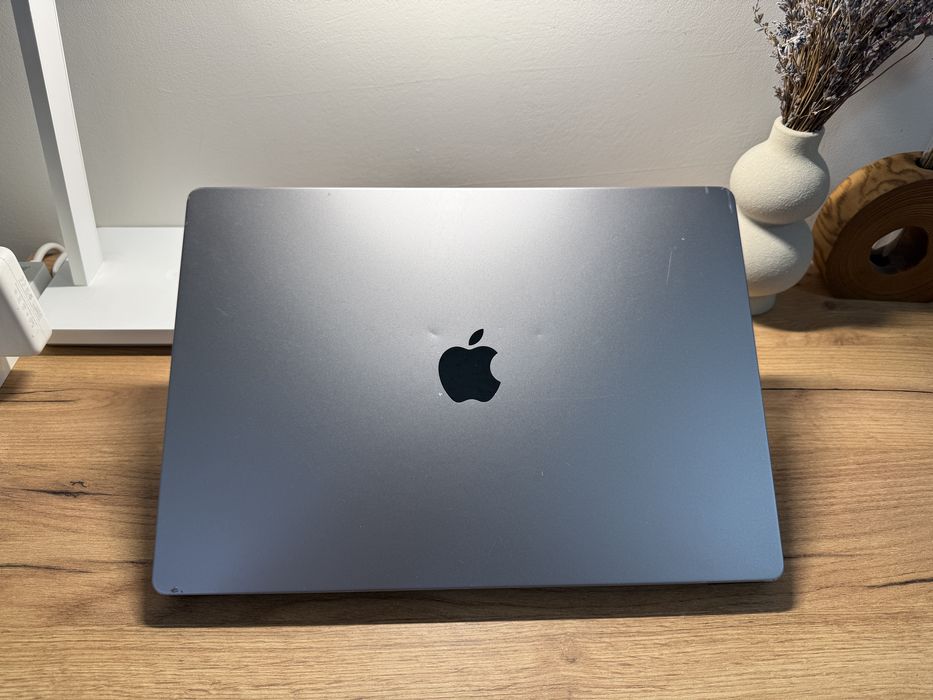 MacBook Pro 16 2021 M1 Max 32-Core GPU 32Gb 512Gb Space