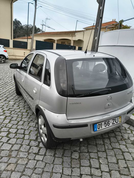 Opel Corsa 2005 – Oportunidade! Económico, Fiável e Pronto a Andar
