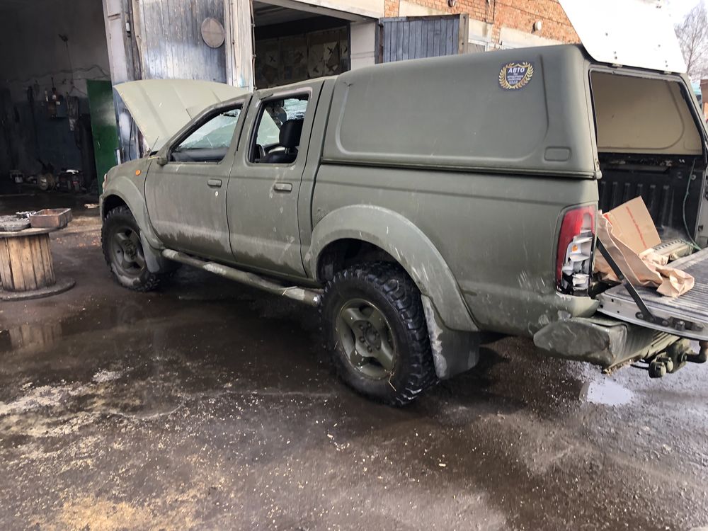 Разборка Ниссан навара Д22 МП 300