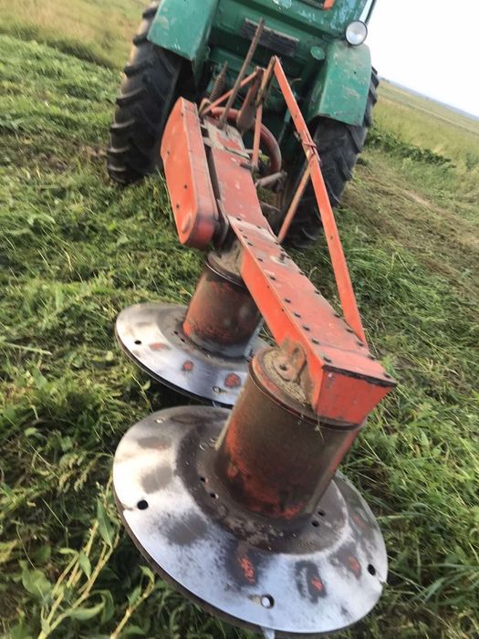 Продам косарку ротарну