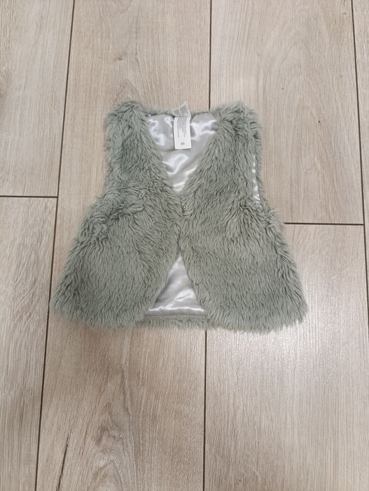 Kamizelka futerko dla dziewczynki 68 cm C&A Baby Club