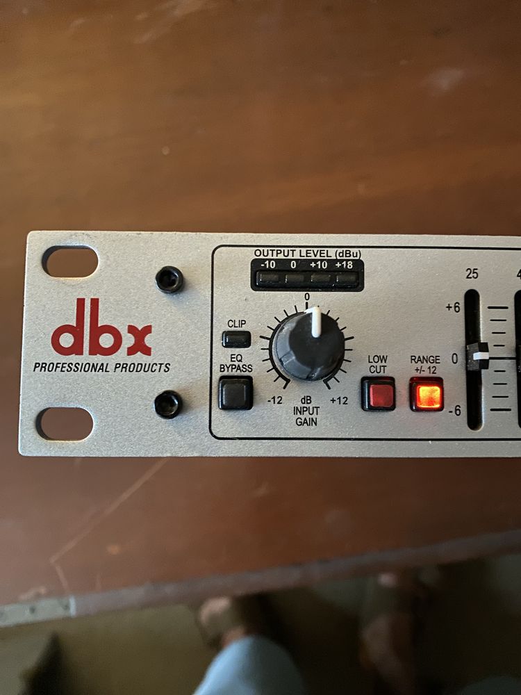 dbx 215s Equalizador