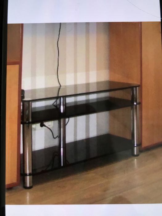 Скляний столик Dais