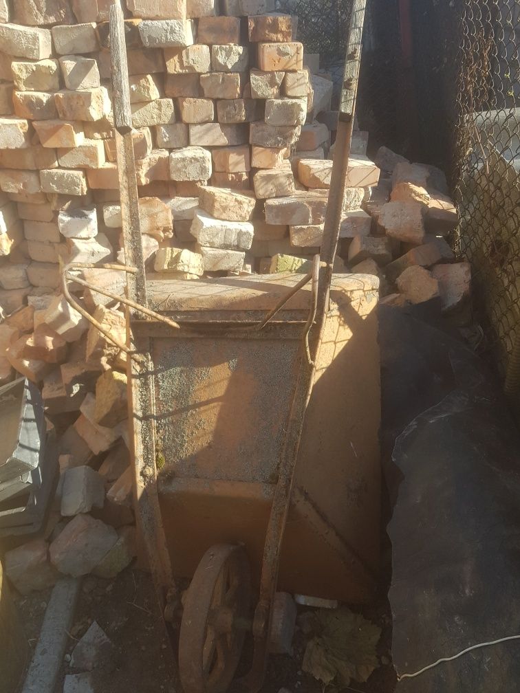 Продам тачку садову,будівельну