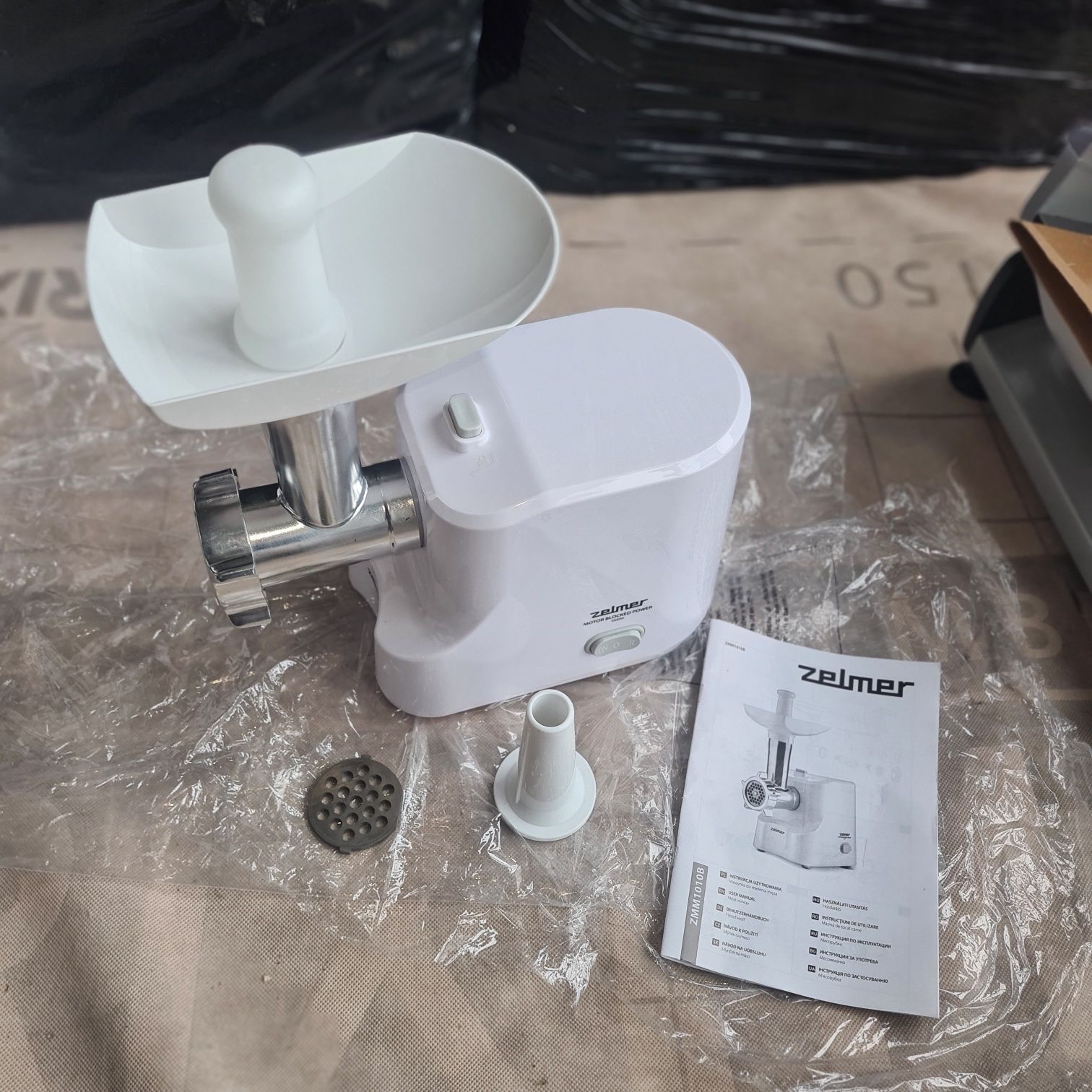 М'ясорубка Zelmer ZMM1010B!Новий завіз