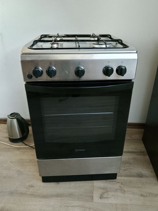 Kuchenka gazowa Indesit