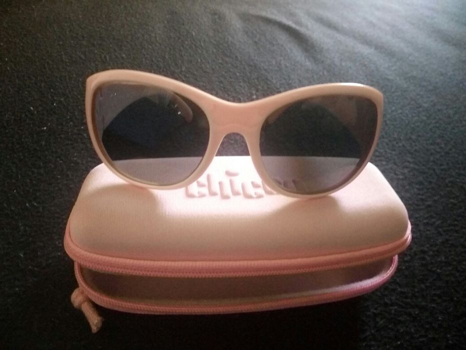Vendo óculos de menina da Chicco