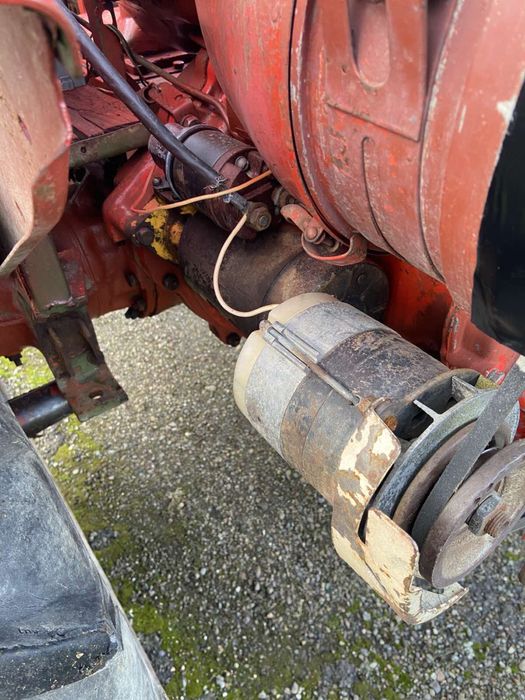 Продам трактор т16 шасік, бульдик , самозвал,припец,кузов тракторець