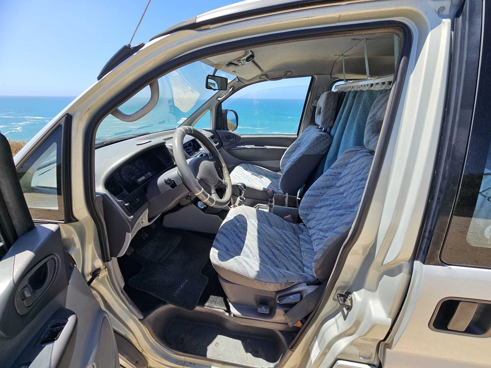 Autocaravana convertida de Mitsubishi Space Gear
