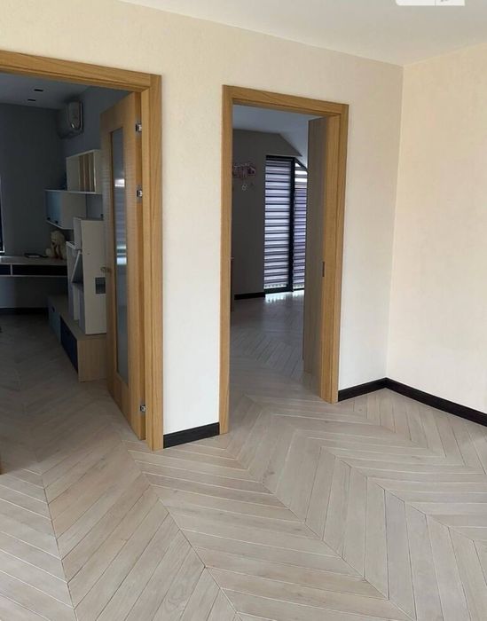 Продаж будинку гарного будинку.