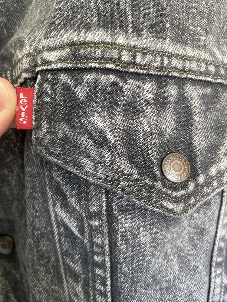 Джинсовка/куртка/шерпа Levi’s