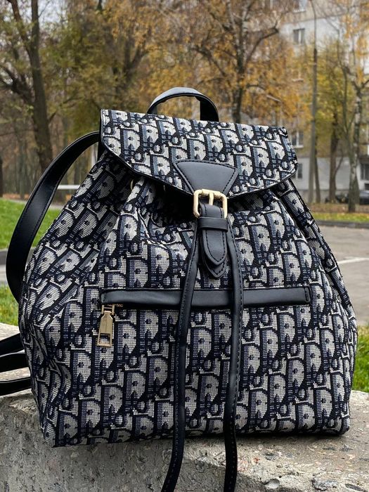 Рюкзак жіночий на затяжці