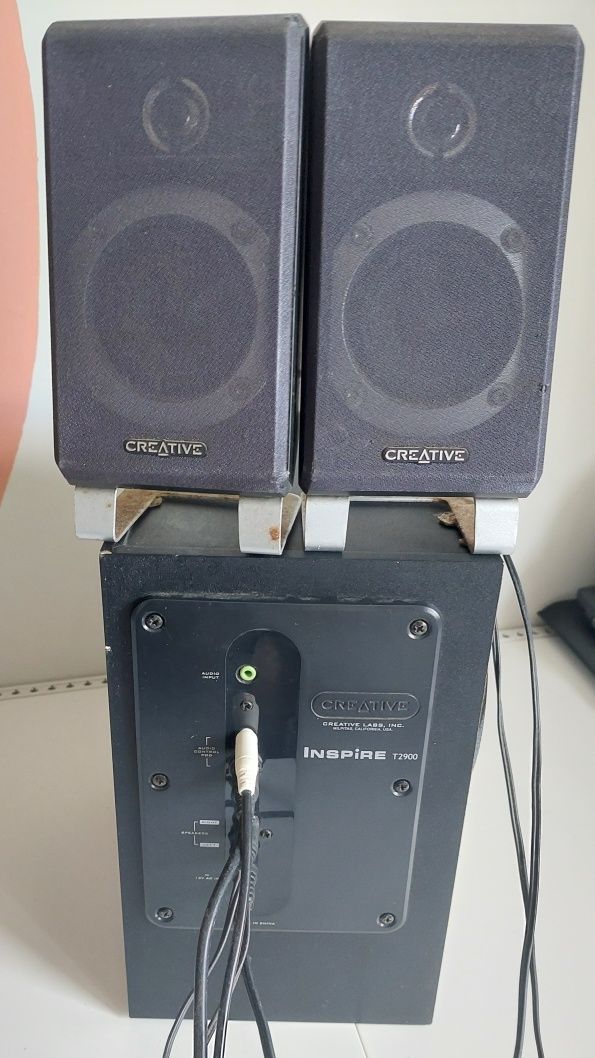 Sistemas de Colunas + subwoofer da Creative