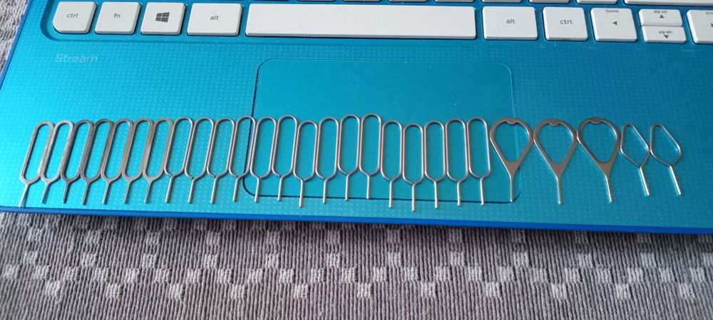 Ключ скрепка для извлечения сим-лотка iPhone лот