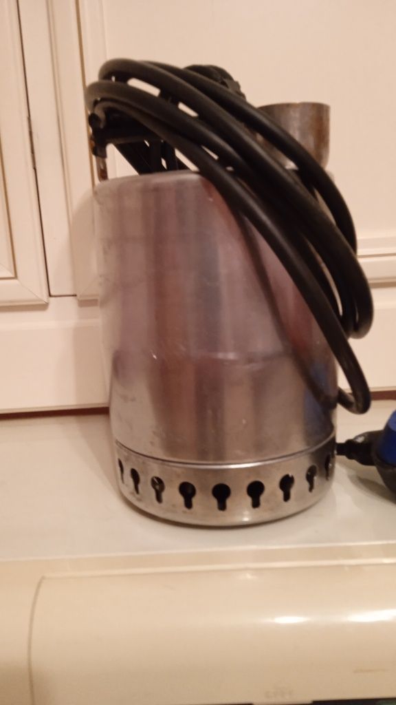 Grundfos KP 150 дренажный насос.