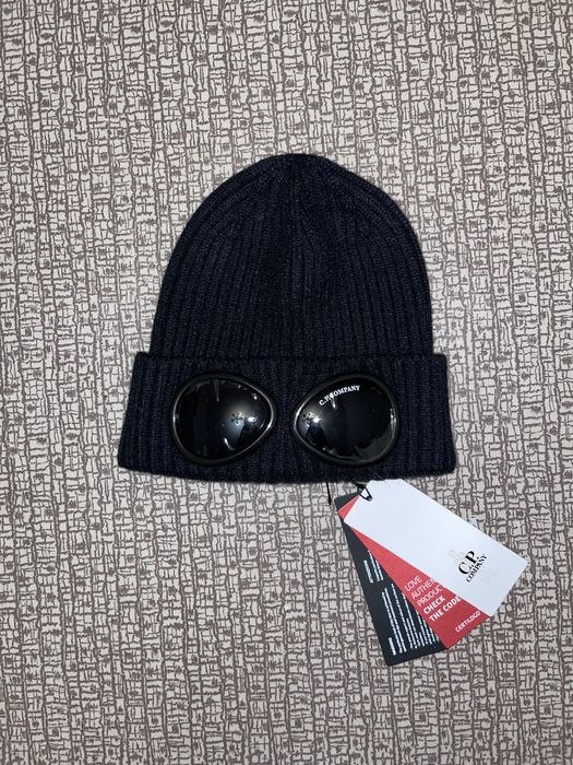 Шапка CP Company gabba version