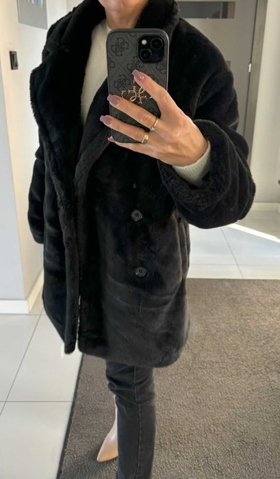 Czarne futerko kurtka płaszcz r. XS/S