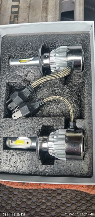LED лампи h4 абсолютно нові