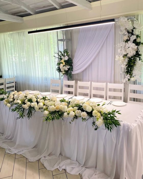 Весільна арка,фотозона квіти