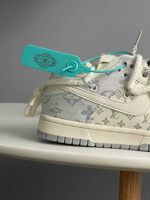 Кросівки Nike SB x Louis Vuitton White Grey найк данк луі віттон сірі
