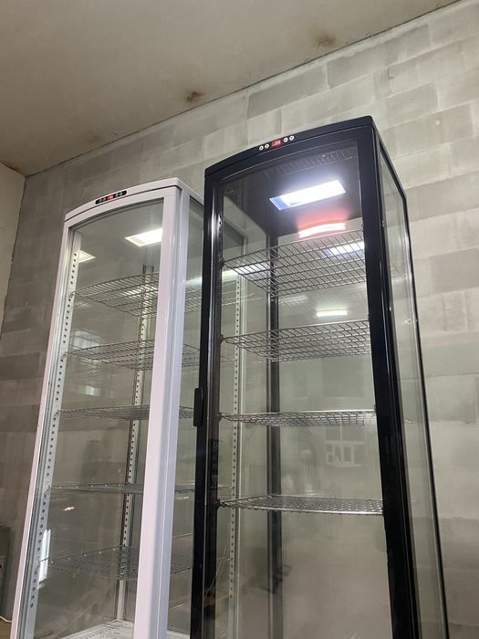 Холодильна Вітрина Кондитерська-Десертна На 280 Літрів!!!