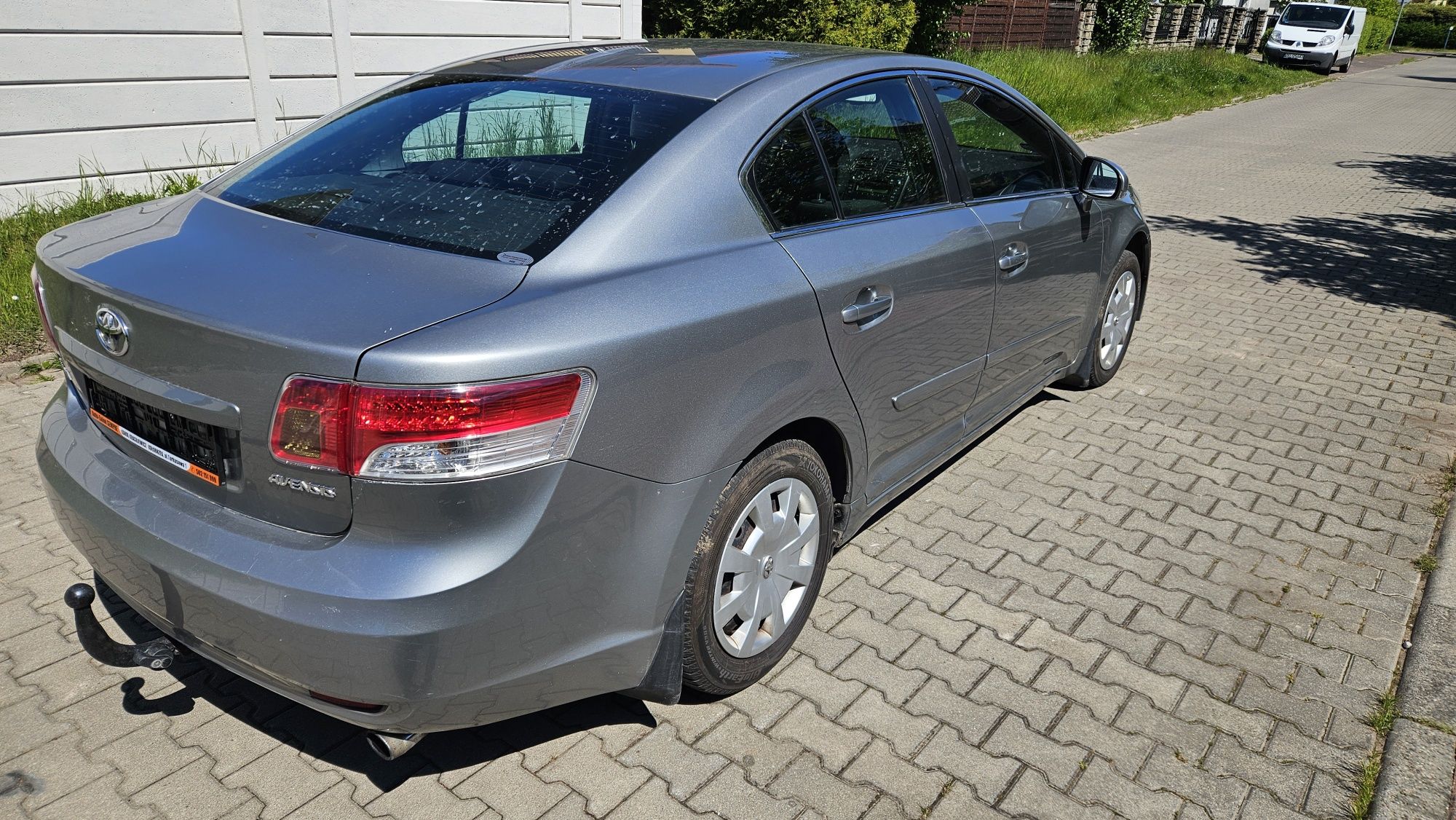 09 śliczna TOYOTA AVENSIS 1,8 150KM rej w Polsce bogata wersja
