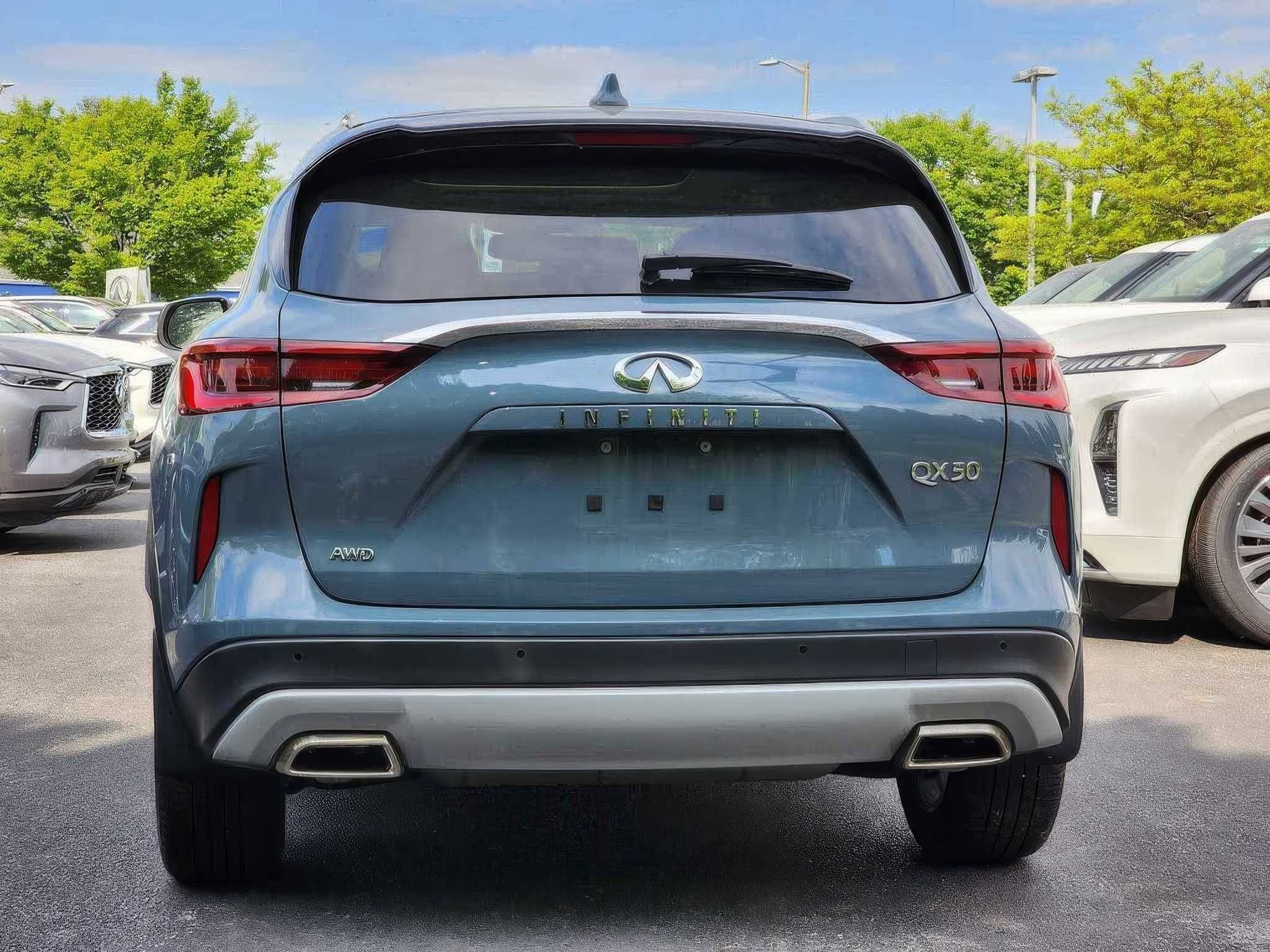 2022 INFINITI QX50 Essential