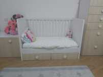 Berço IKEA STUVA com 2 gavetas
