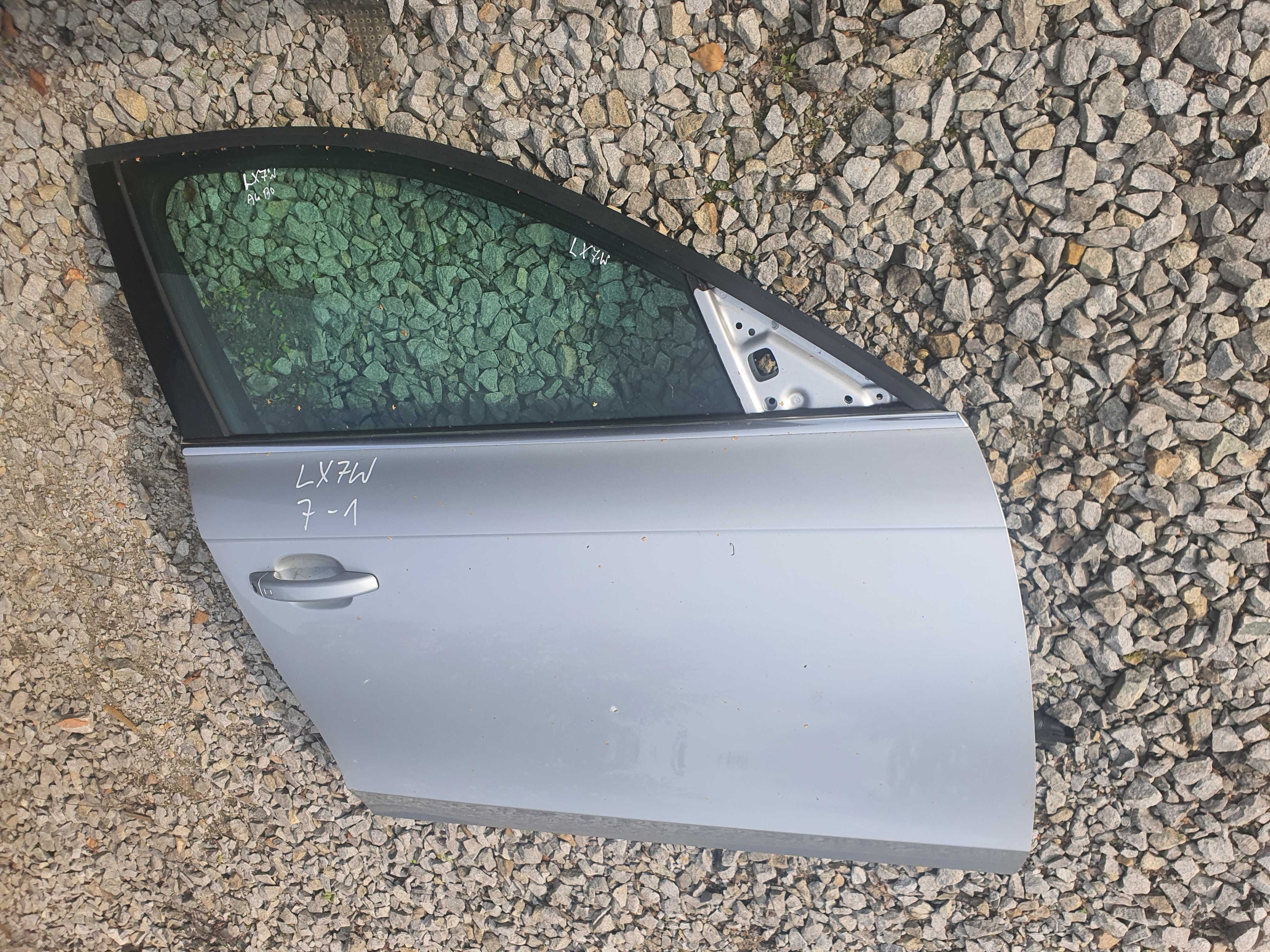 Audi A4 B8 8K drzwi prawy przód kolor LX7W 7-1 AL