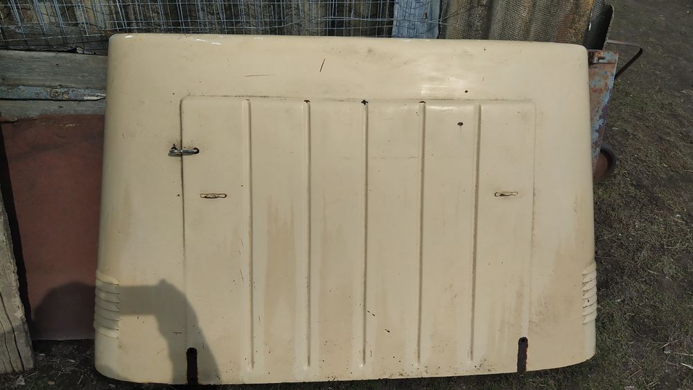 Капот на УАЗ -469