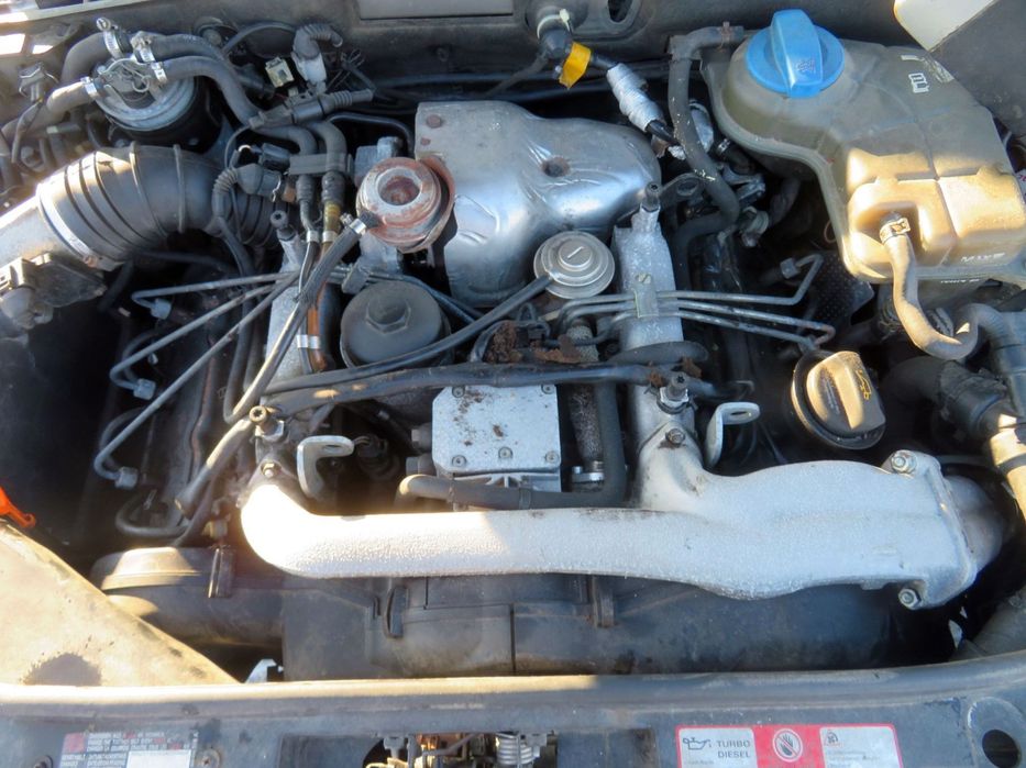 SILNIK A6 C5 LIFT 2.5 TDI 180KM AKE AUDI 2001-2004