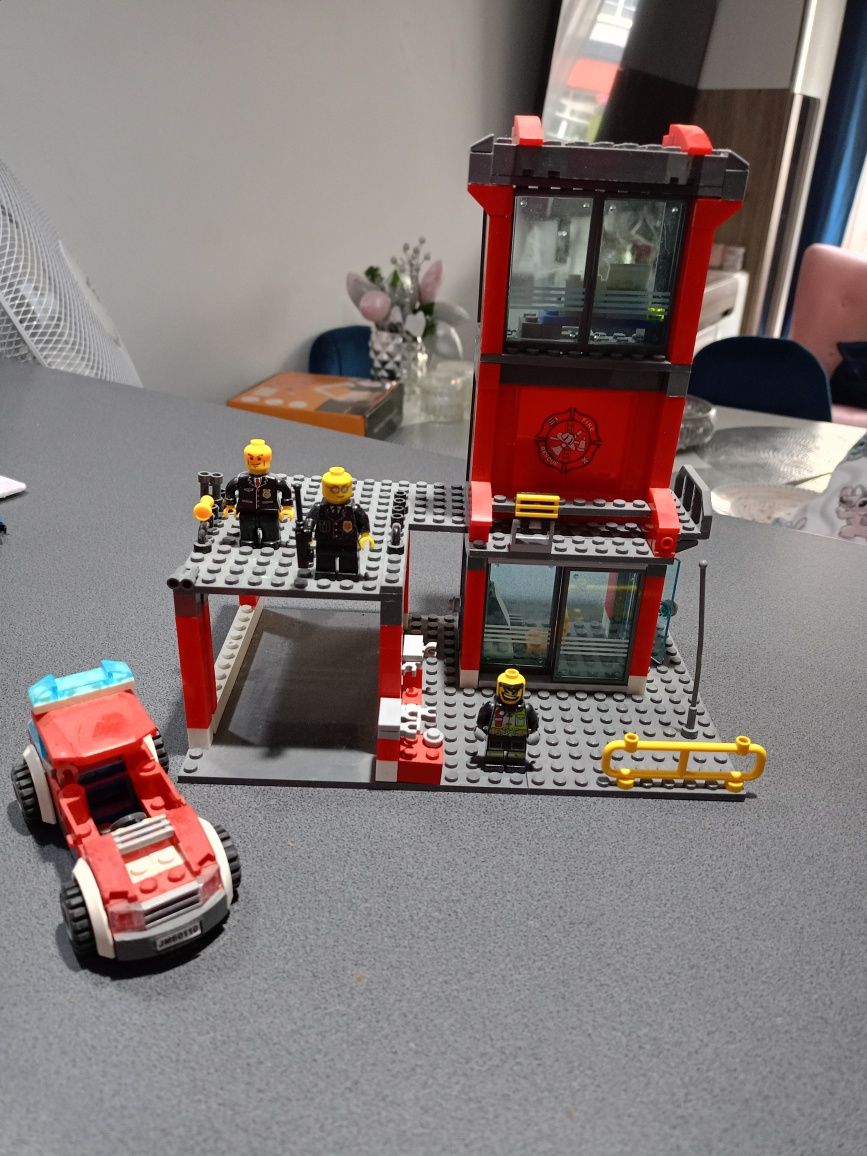 Zestaw LEGO City straż pozarna
