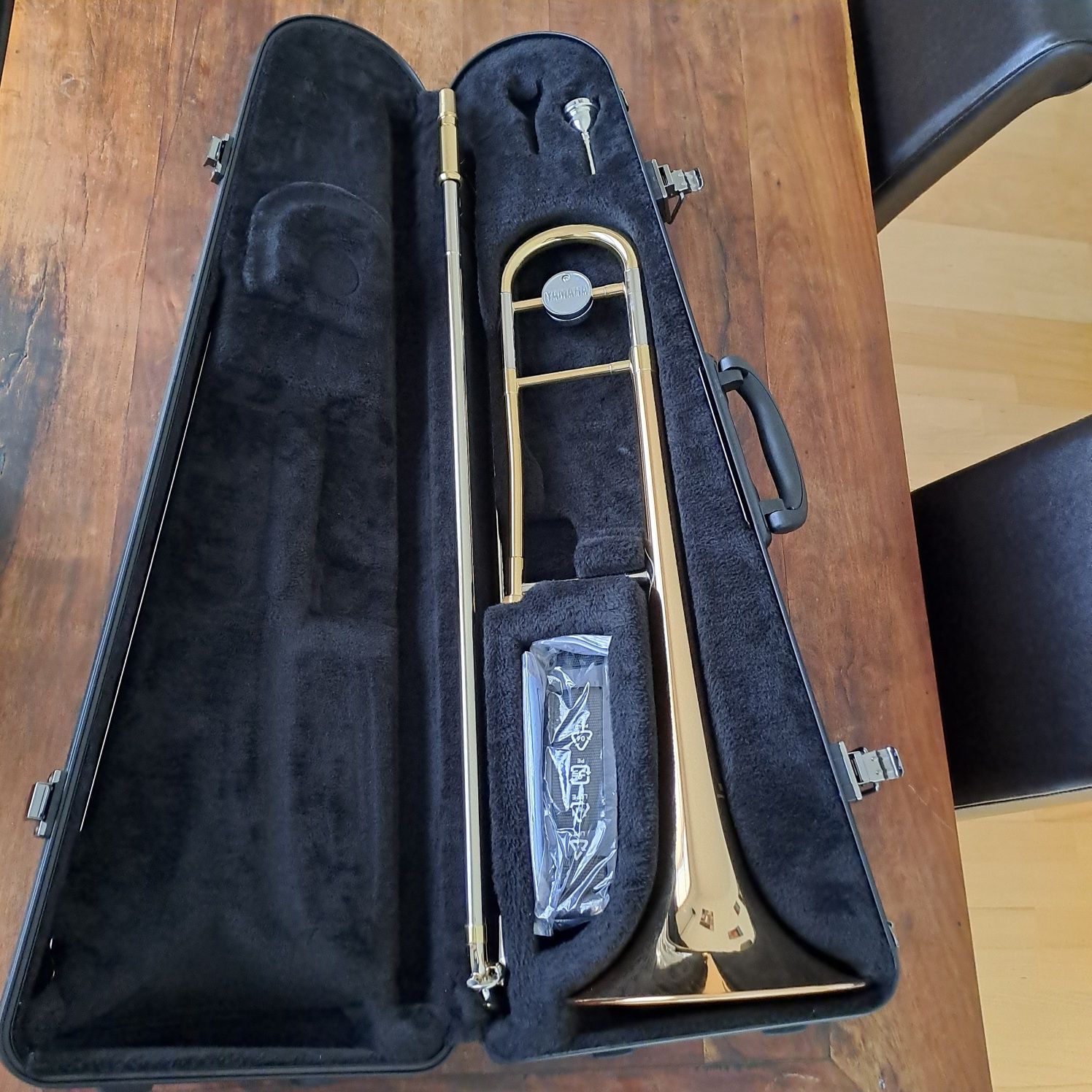 Trombone Yamaha YSL-447G Novo