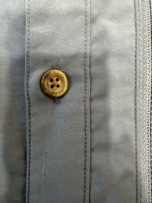 Оригінальна сорочка відомого бренду