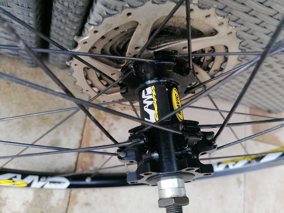koła do roweru CROSS LAND 26 jak nowe MAVIC TARCZE