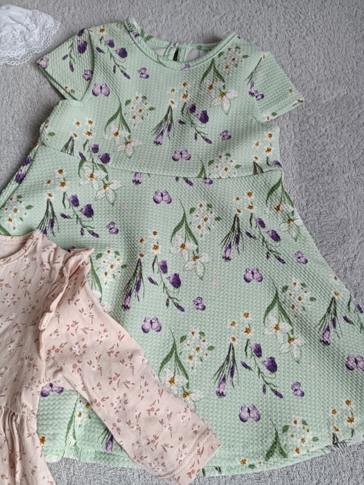 Sukienki/Body 6-7 miesięcy dla dziewczynki