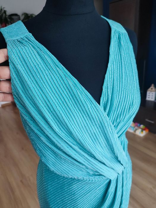 Sukienka w rozmiarze M Guess