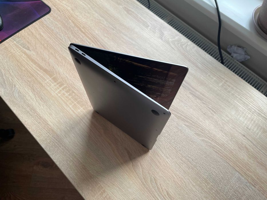 Apple MacBook Air 13'' 2020p. M1 _1000gb SSD_16gb RAM _297 циклів