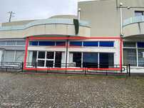 Loja montra rua em  Lamas Santa Maria Feira transformar apartamento