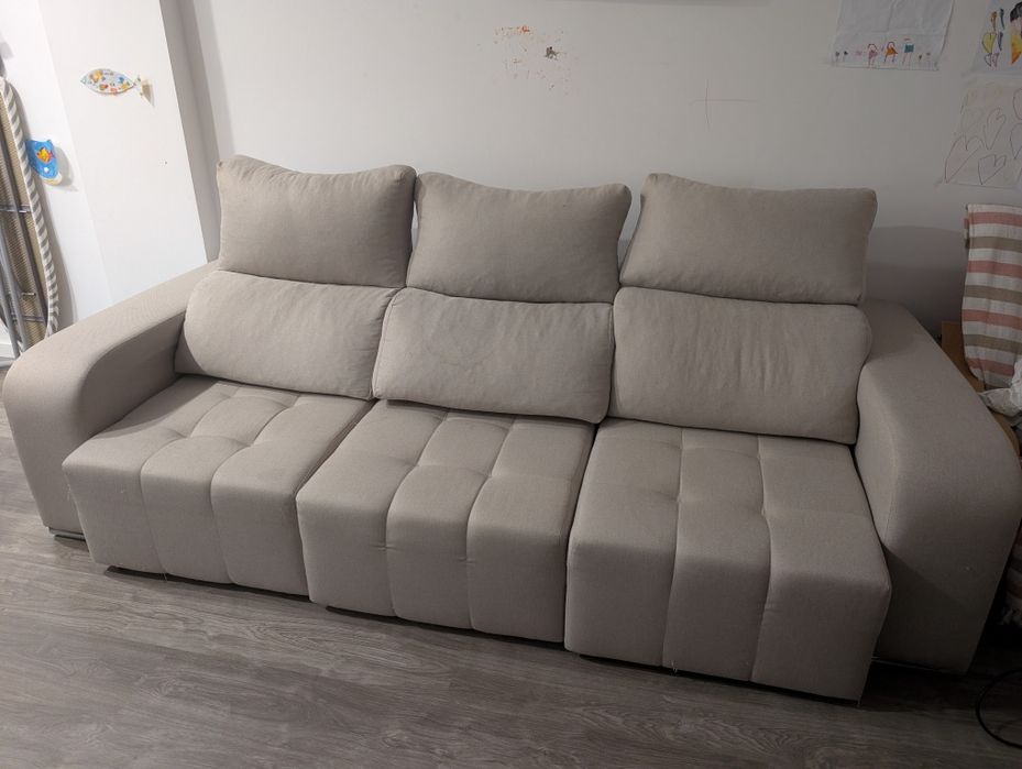 Sofa-cama semi-novo