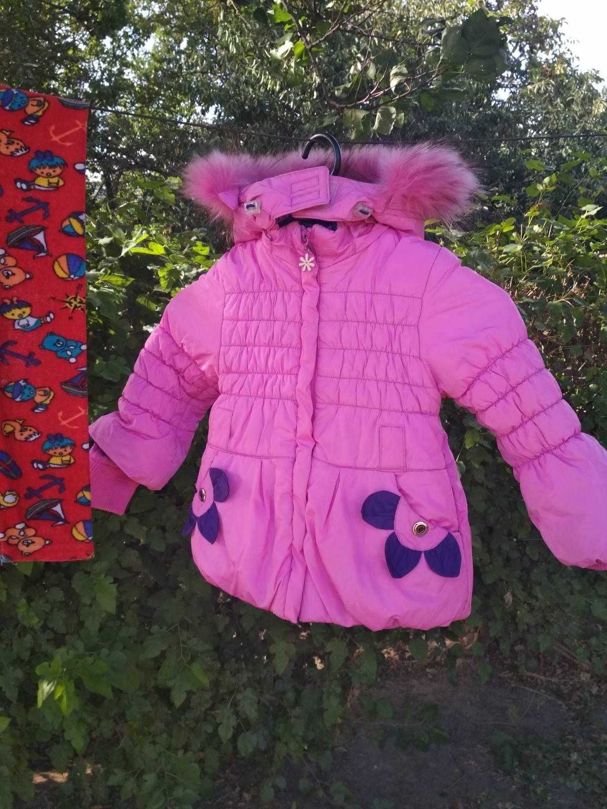 Куртка зимняя с капюшоном р.92 на 2-3 года,цвет-чайной розы+брючки