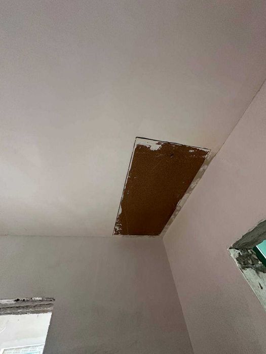 Продаж двоповерхового будинку у селі Крехаїв, Чернігівська область