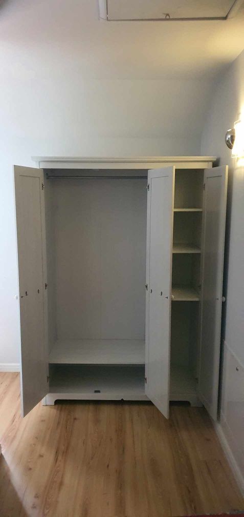 Sprzedam komplet mebli
