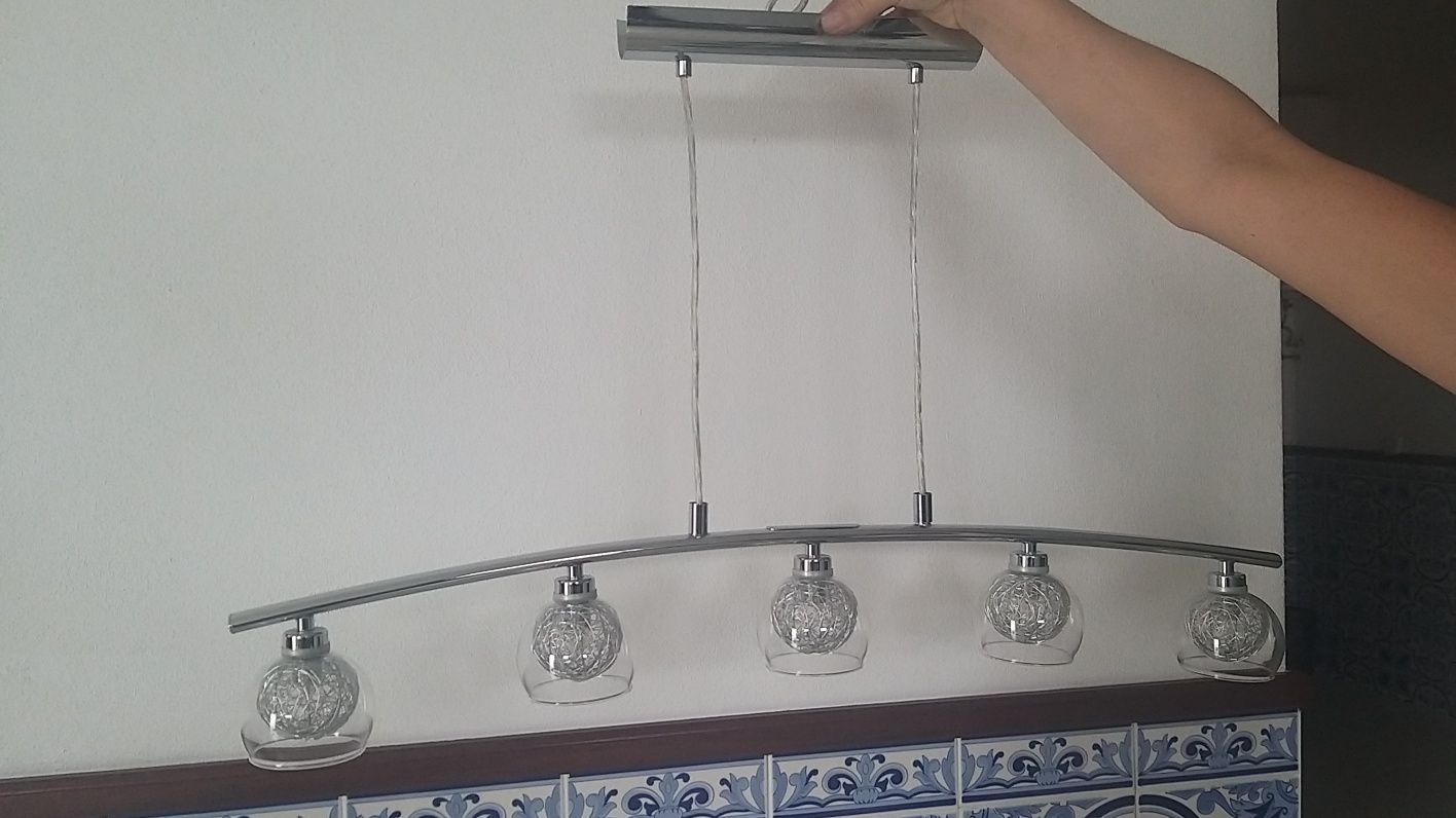 Candeeiro para sala de jantar