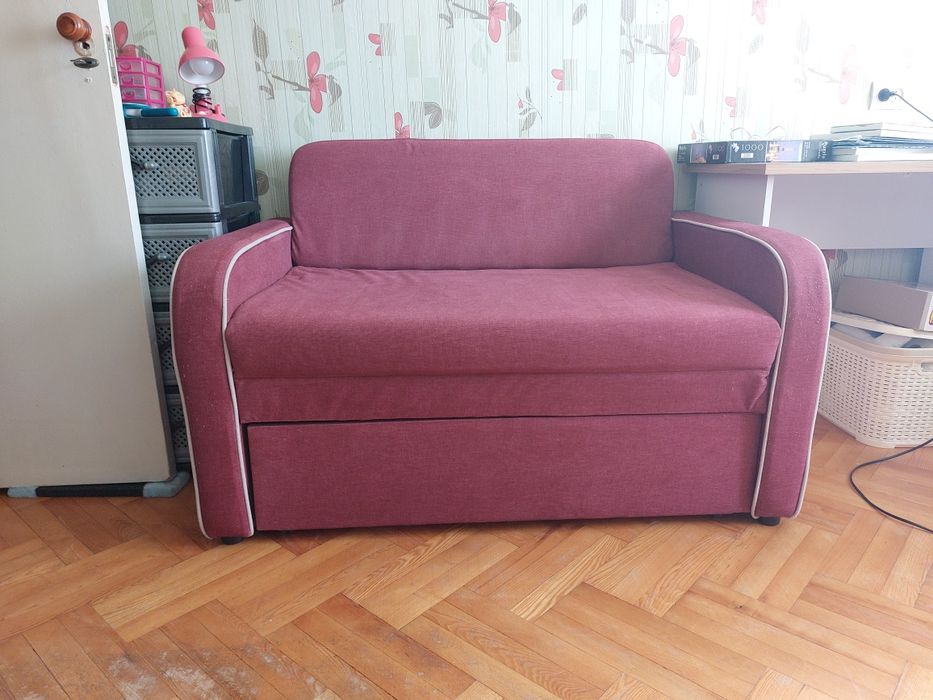 Продам б/у диван в хорошому стані