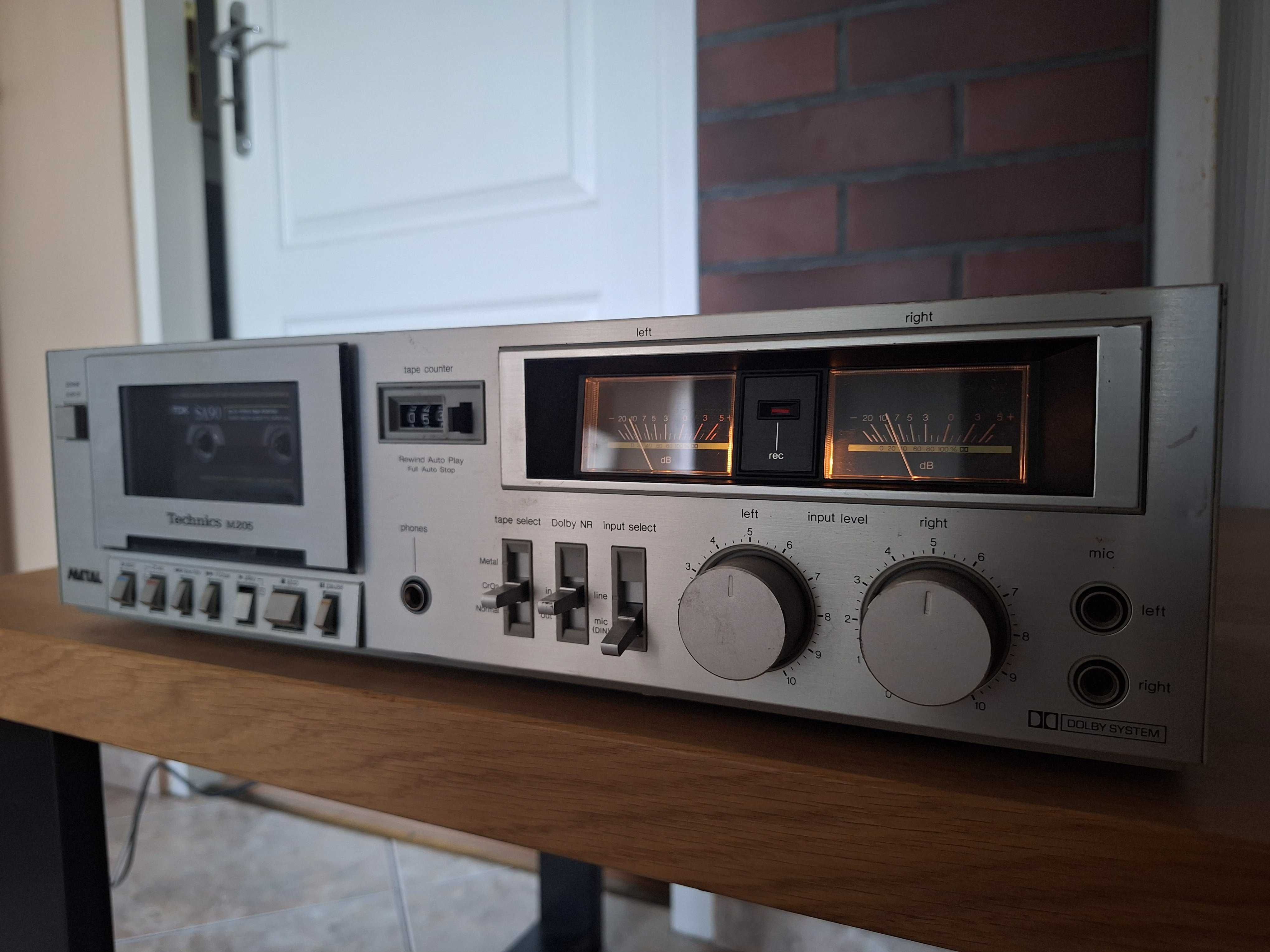 magnetofon deck Technics M205