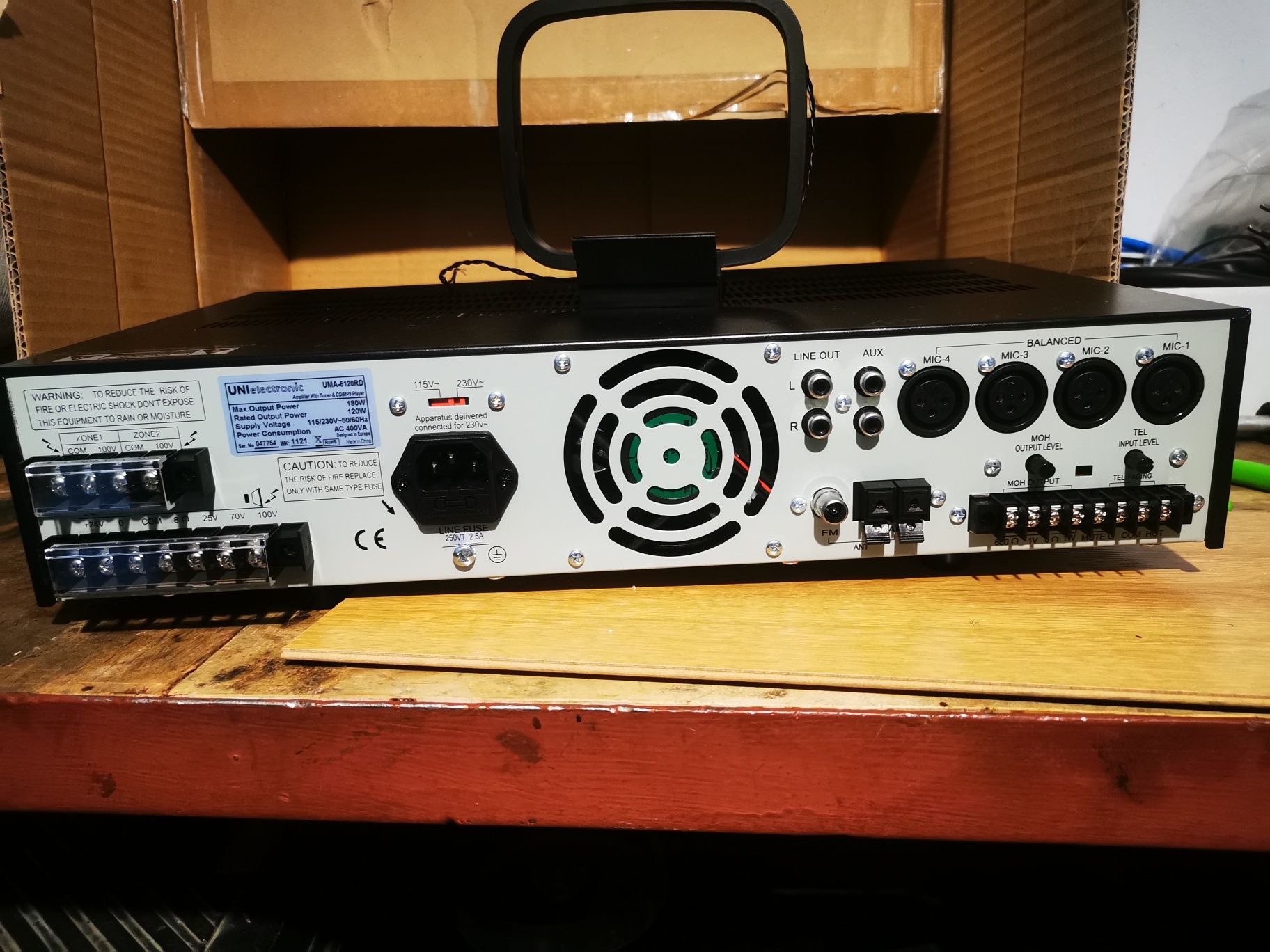 Mixer UMA-5120 RD wzmacniacz miksujący, z radio, odtwarzacz CD