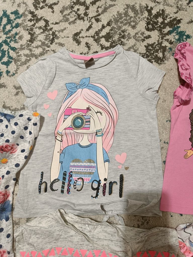 Zestaw 7 koszulek na krótki rękaw 116 plus sukienka hello kity gratis
