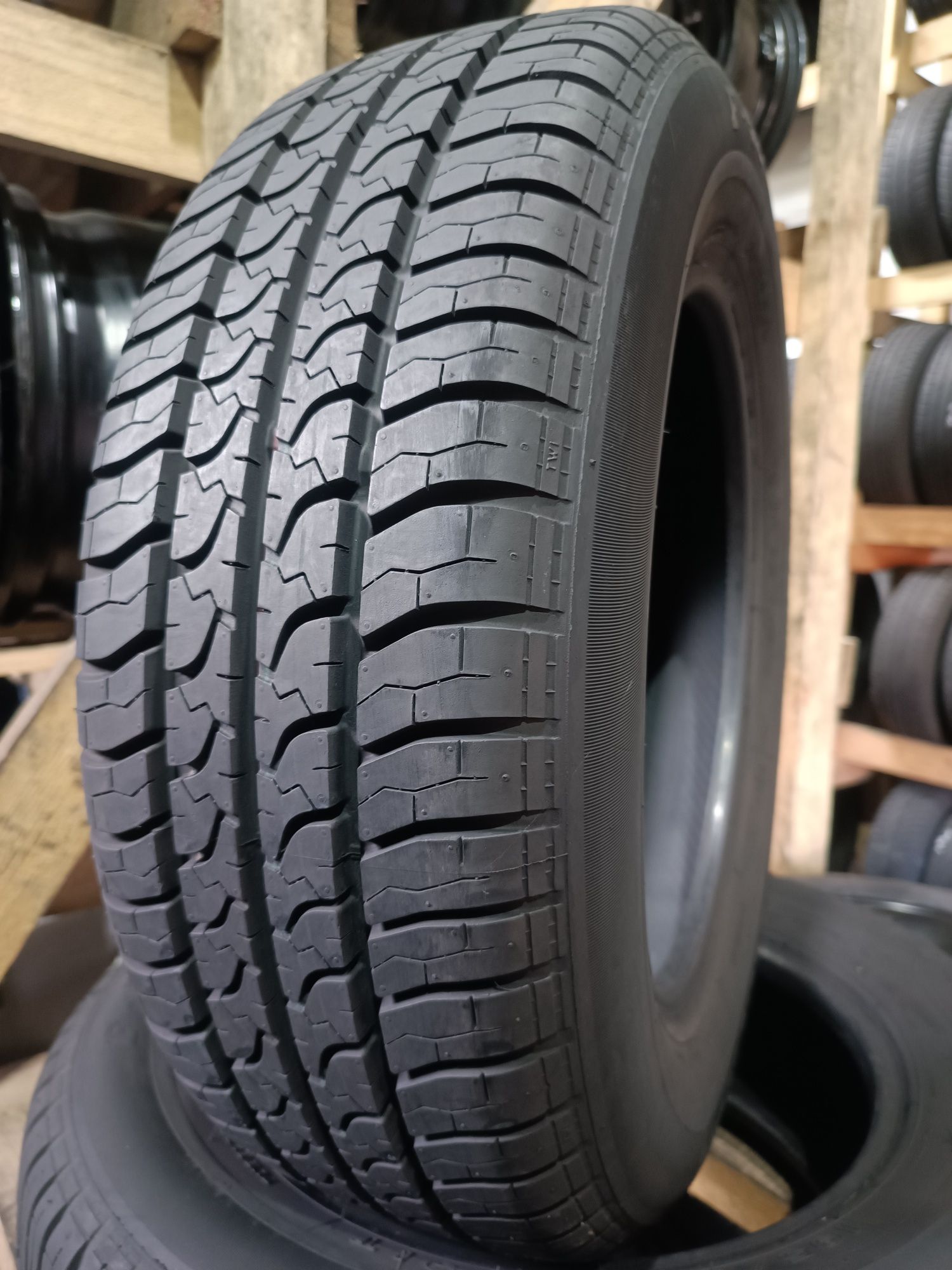 Літні шини FIRESTONE 195/65 R15 резина Р15