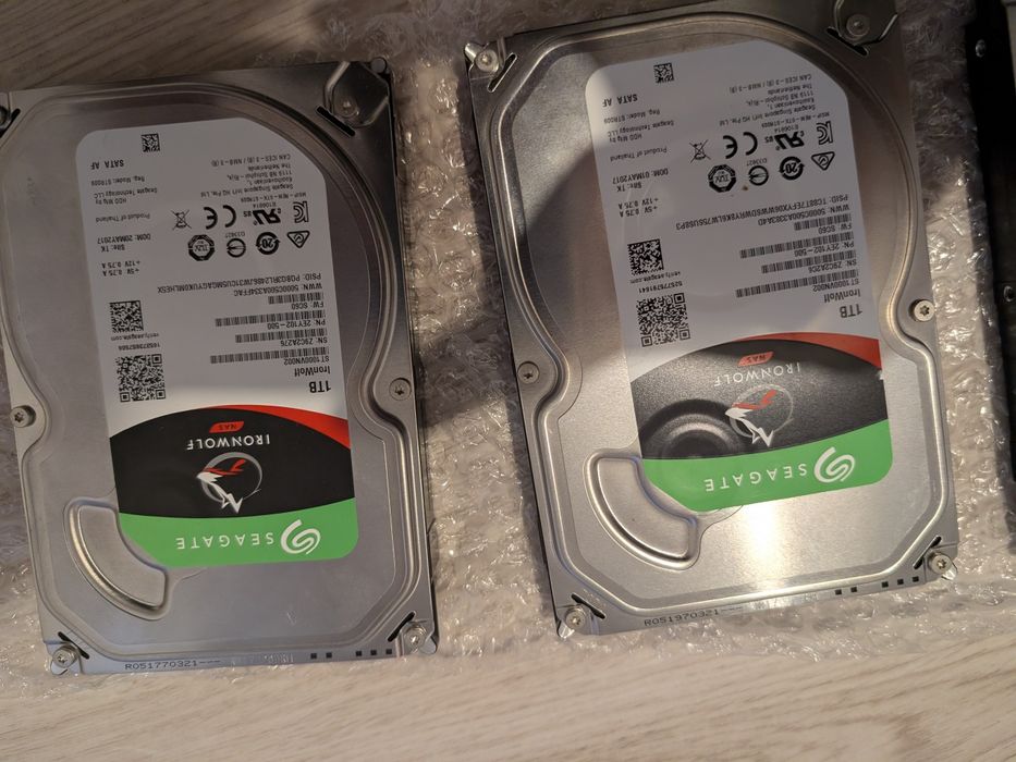 4 x 1Tb Seagate IronWolf 4TB nas serwer